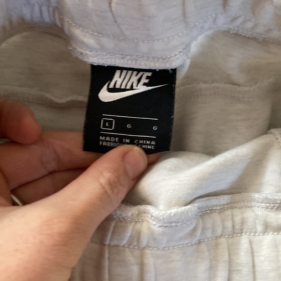 Nike boys Sportswear tech joggers size large 3 pairs - Picture 5 of 5